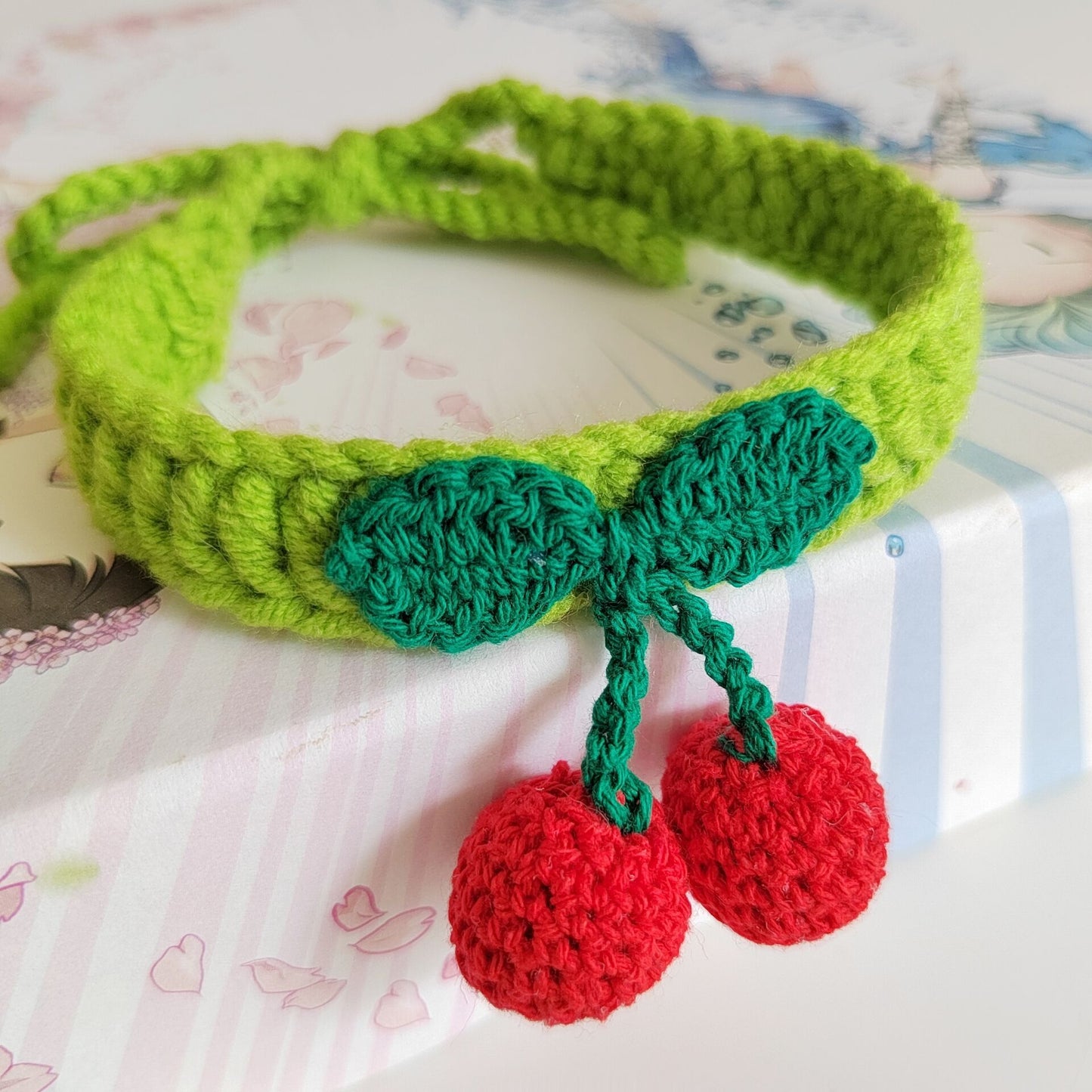 Handmade Knitted Cat Collar – Soft Wool Silent Pet Collar with Cozy Design