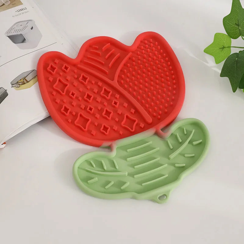 Multi-Function Pet Lick Mat – Non-Slip Slow Feeder for Dogs & Cats