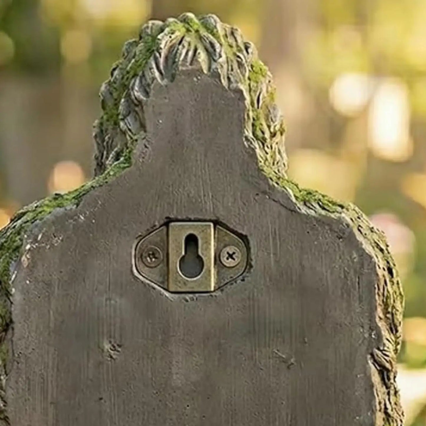 Bigfoot Bird Feeder Funny Garden Sculpture Outdoor Wall Bird Feeding Station Resin Decor